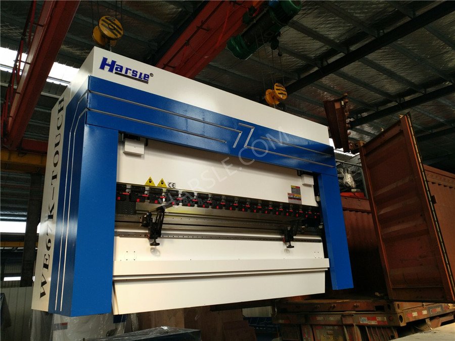 ສະໂລວີເນຍ WE67K-160T3200 ເບກຫນັງ CNC